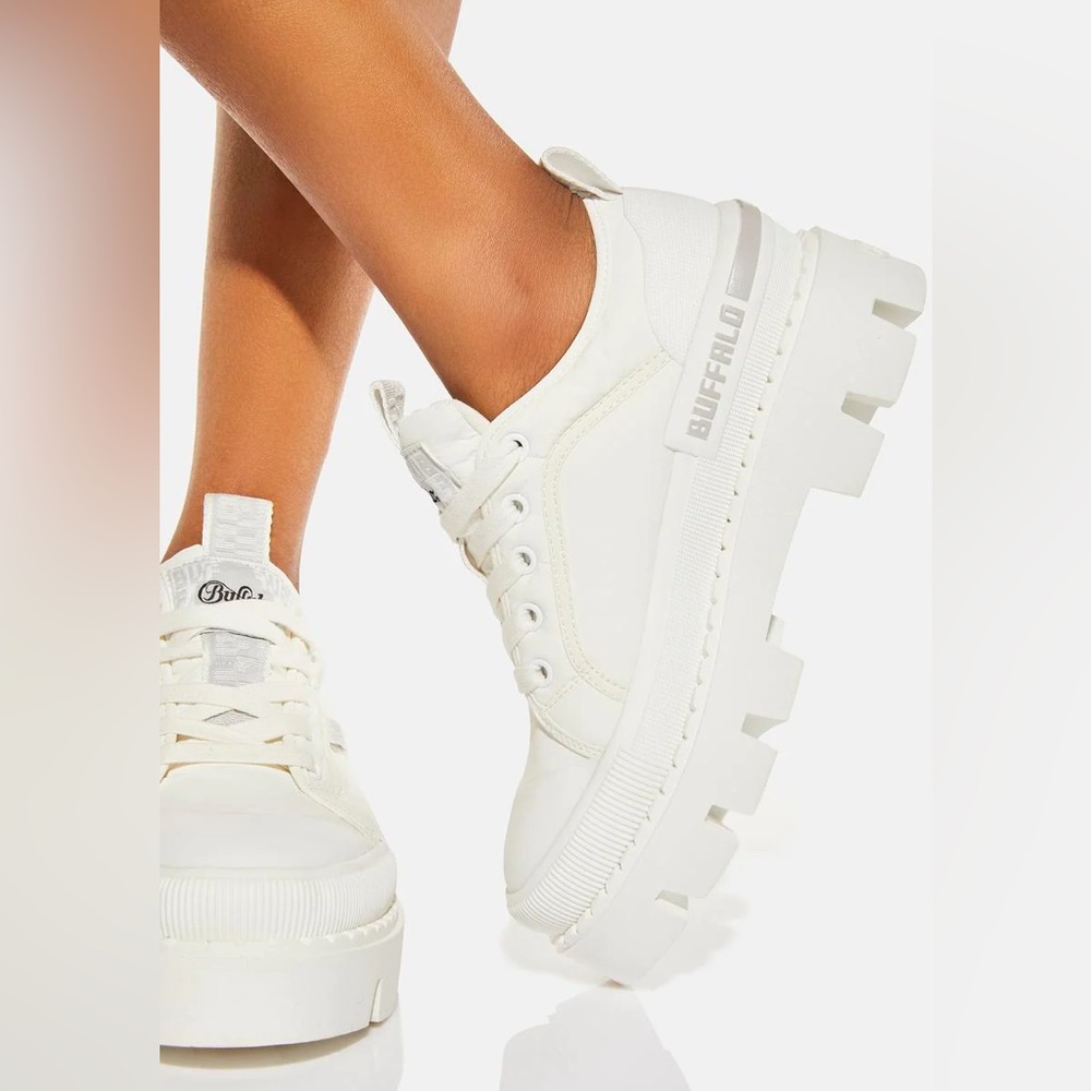 Buffalo London Raven Lo Chunky Platform Sneakers White